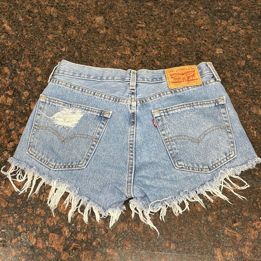 Levi cut off shorts